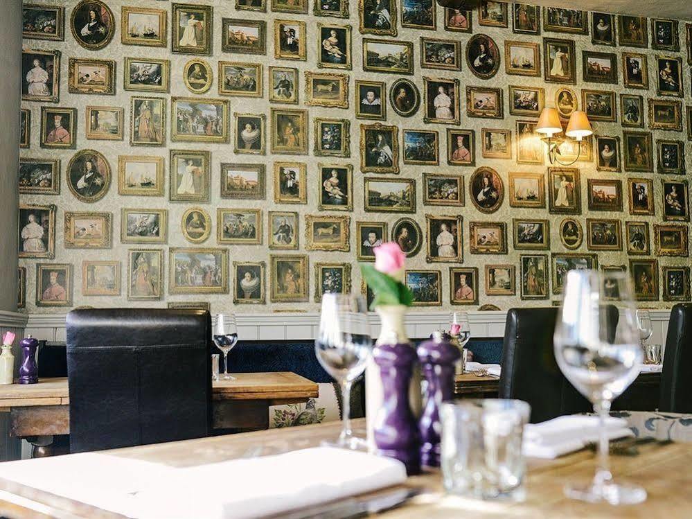 Bull Hotel By Greene King Inns Лонг Мелфорд Екстериор снимка